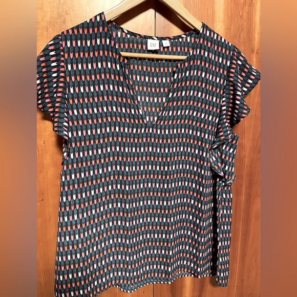 Gap Arrow Print Top - Picture 1 of 4